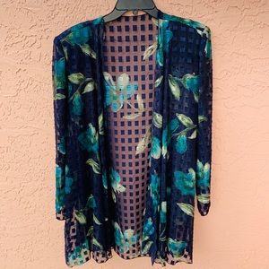 Kimono with flower design